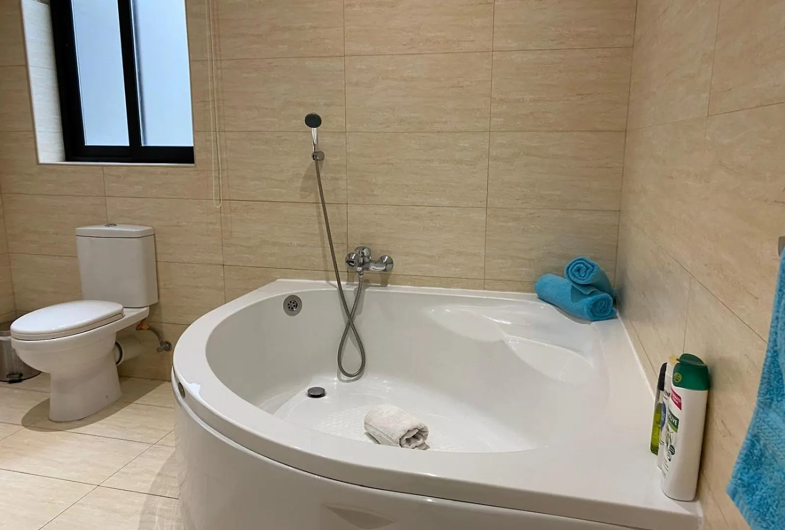 Magic Sea Views& Jacuzzi Holiday Apartment Sliema Malta